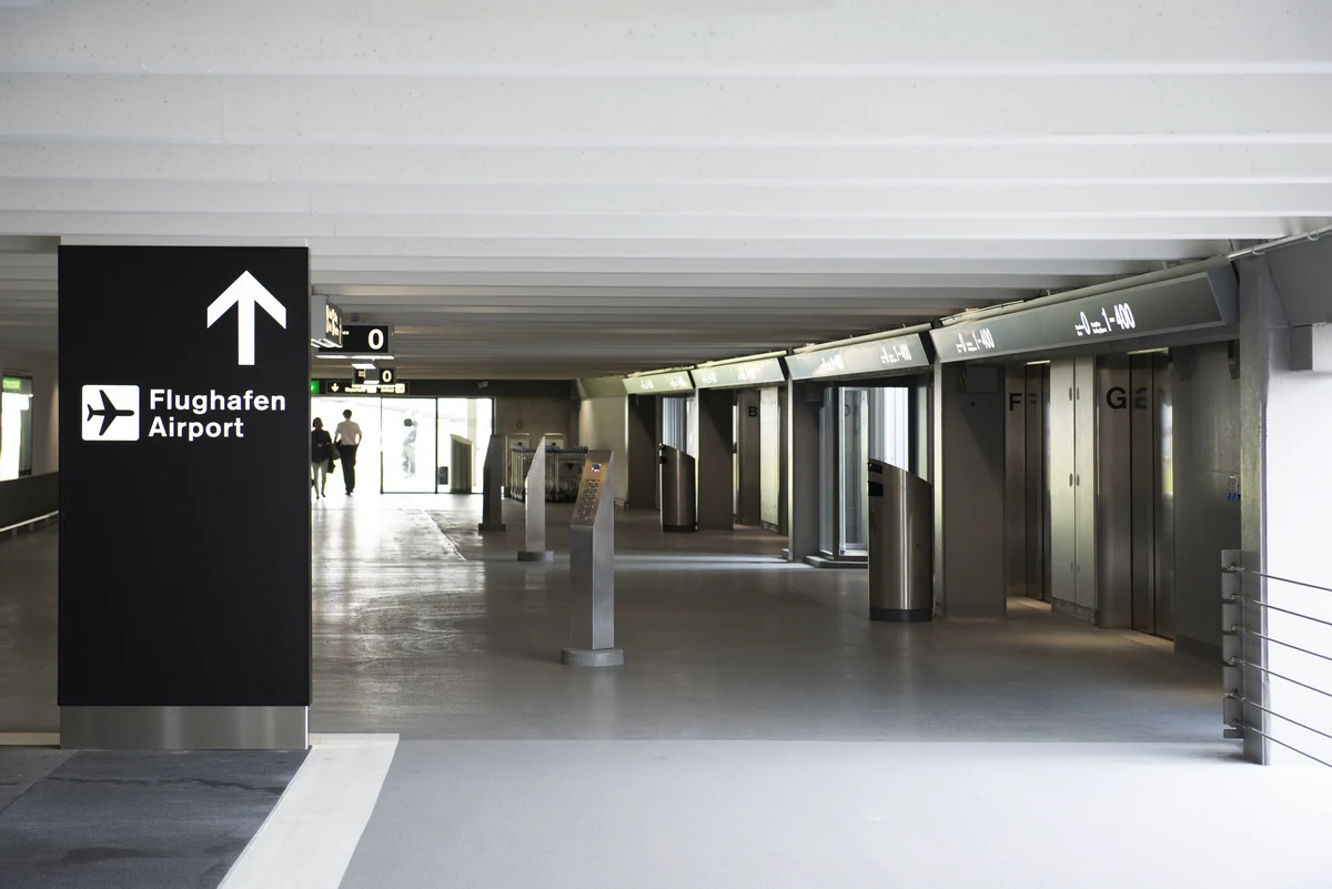 Flughafen Zürich Parkhaus P6