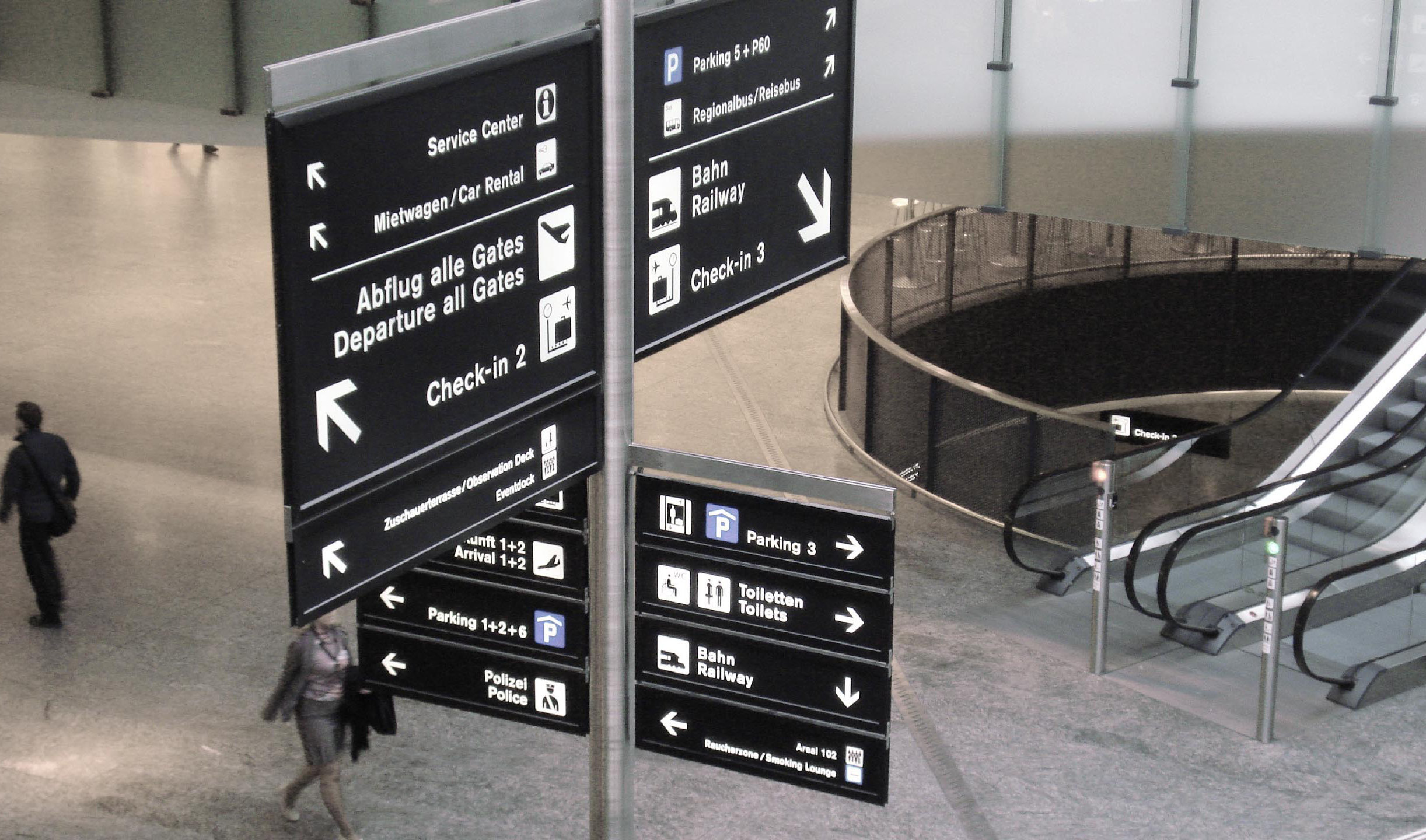 Orientierungssystem am Flughafen Zürich