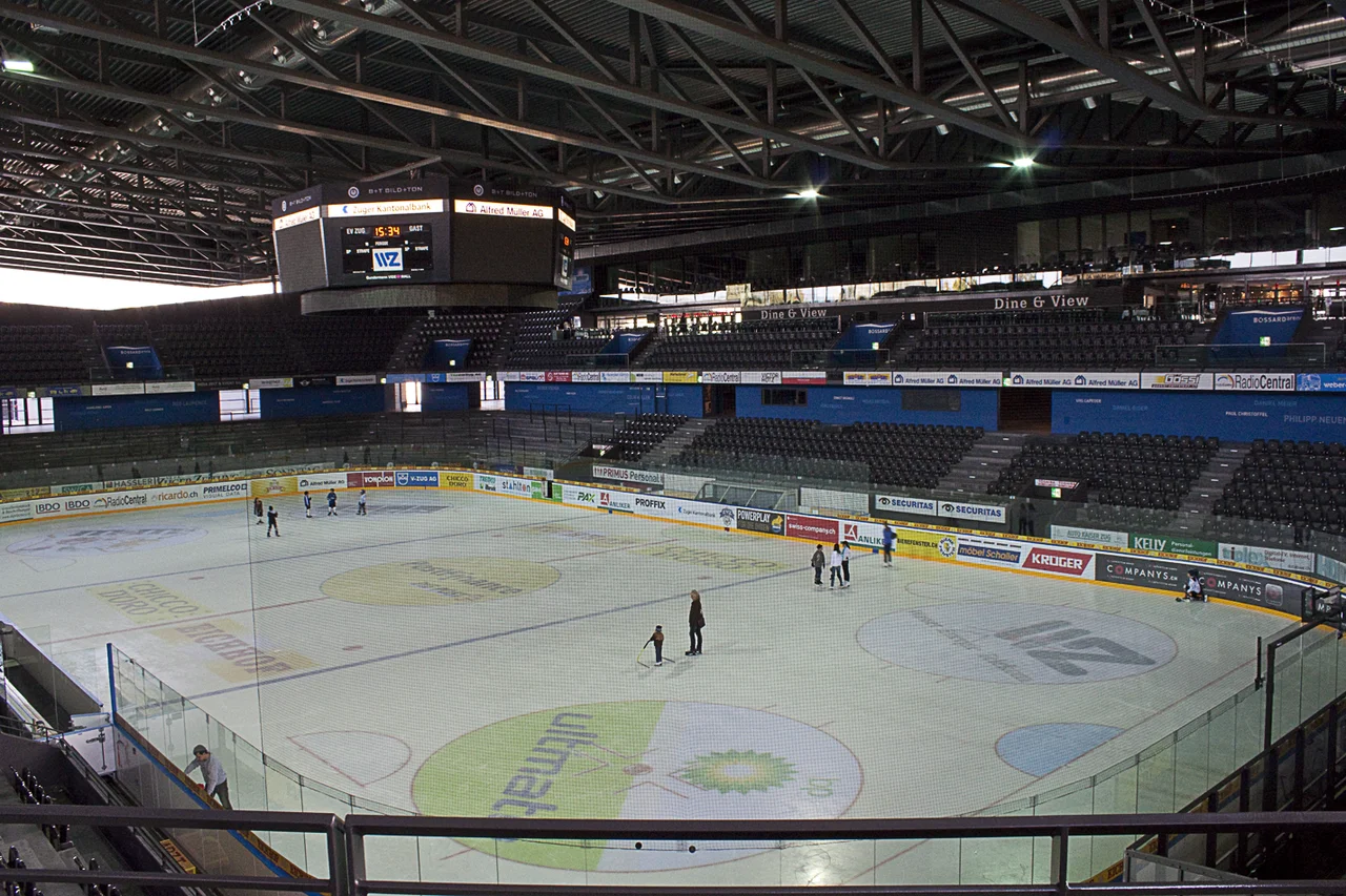 Bossard Arena Signaletik