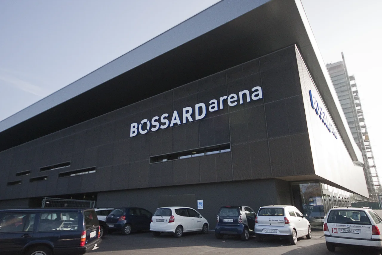 Bossard Arena Signaletik