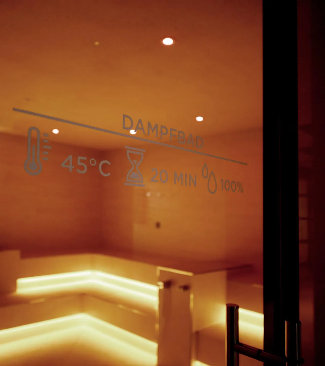 Therme_Baden_P_05_desktop_20220510_m_msr