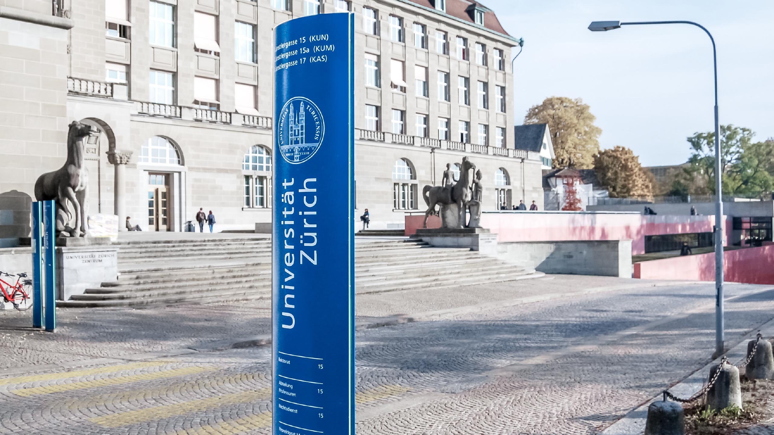 UniversitaetsspitalZuerich_S_02_desktop_20220505_g_msr